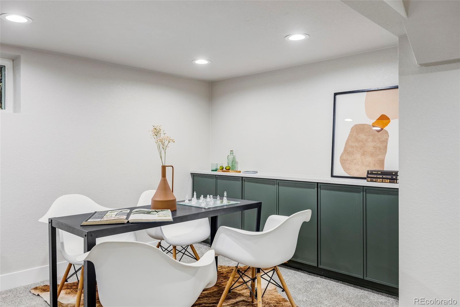 1952 S Franklin Street