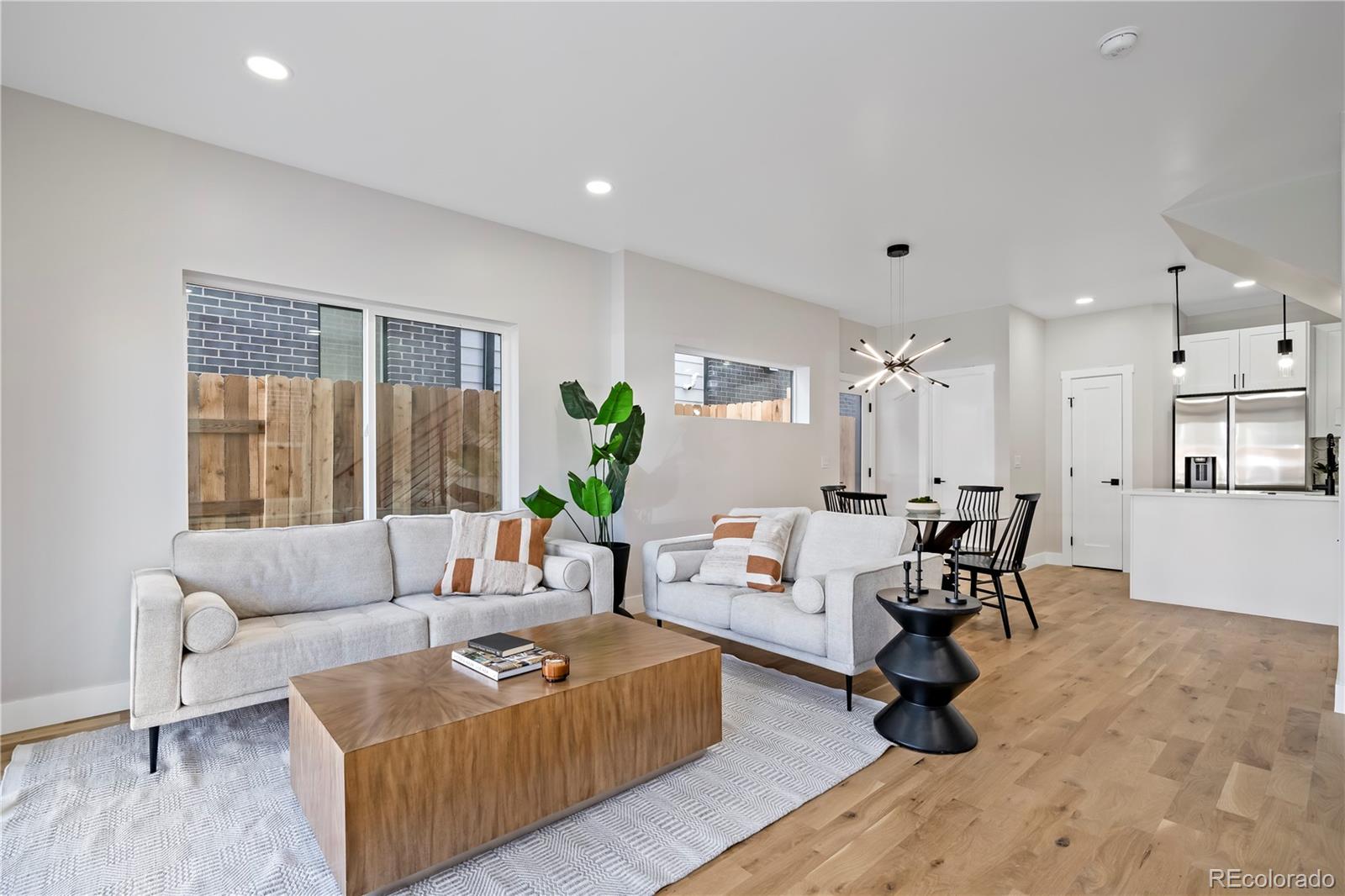 1290 N Newton Street Unit: 1