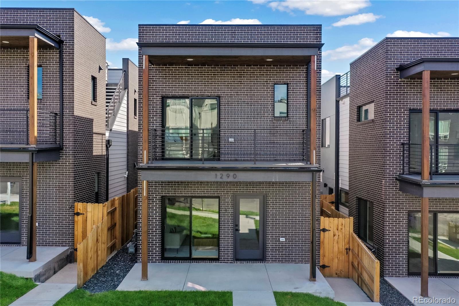 1290 N Newton Street Unit: 1