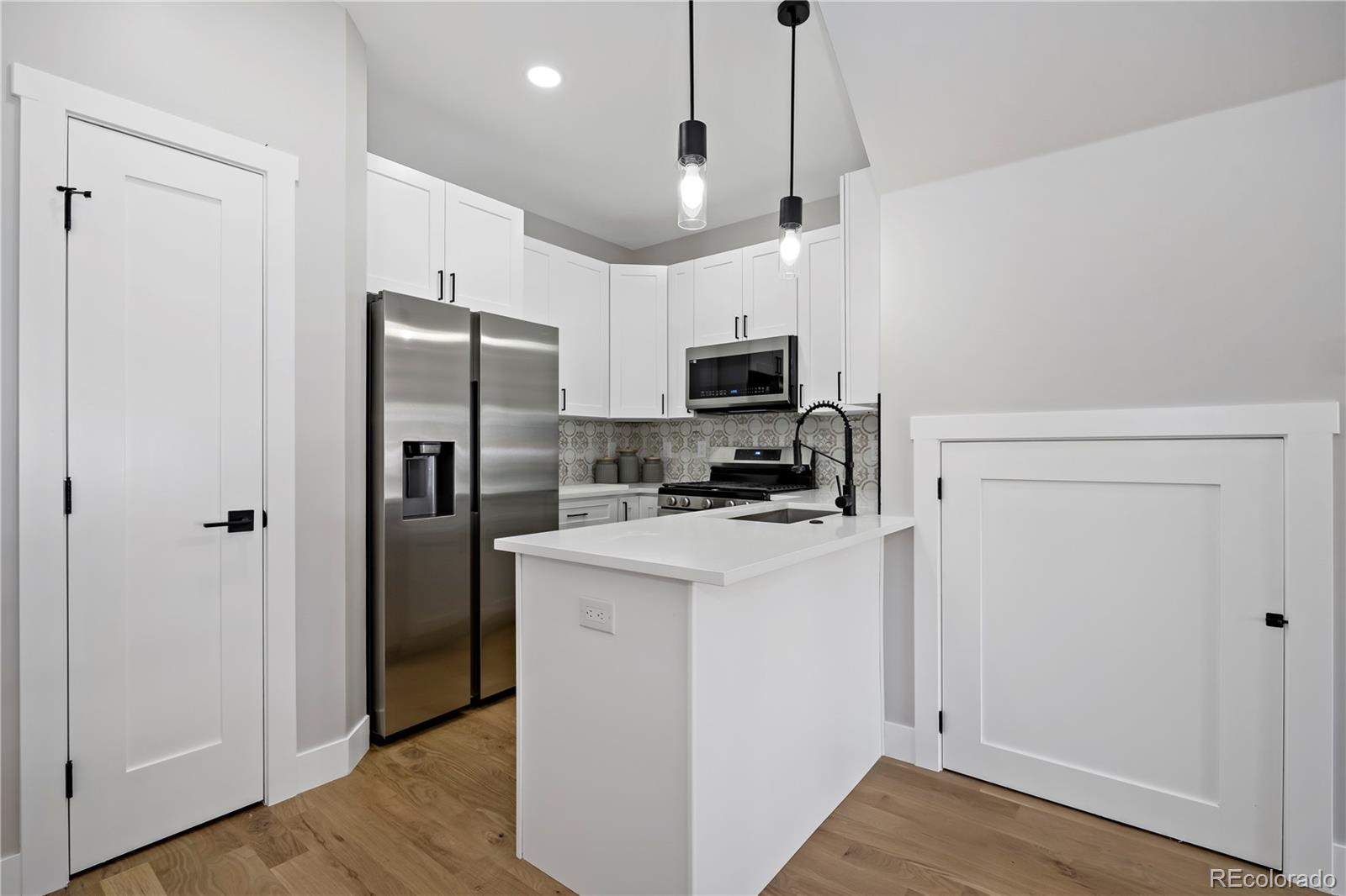 1290 N Newton Street Unit: 1
