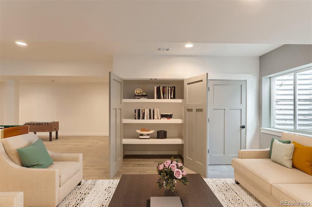 9460 Meadow Farms Drive