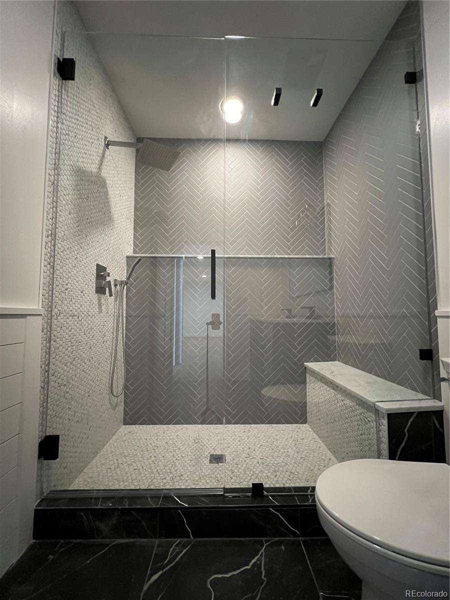 9460 Meadow Farms Drive