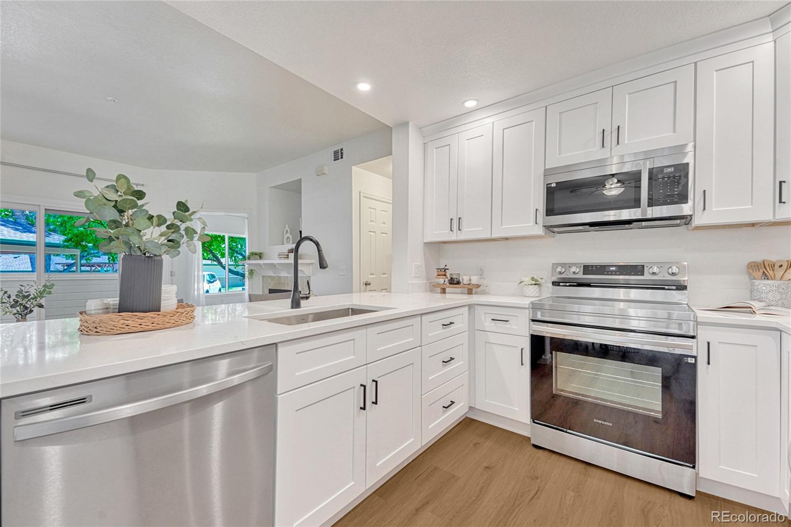 8707 E Florida Avenue Unit: 401