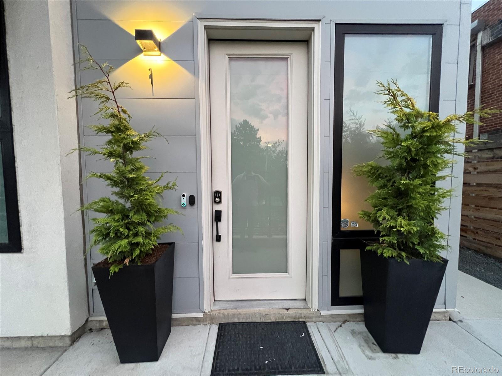 2851 W 23rd Avenue Unit: 1