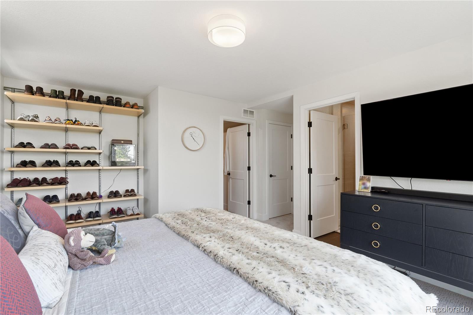 2851 W 23rd Avenue Unit: 1