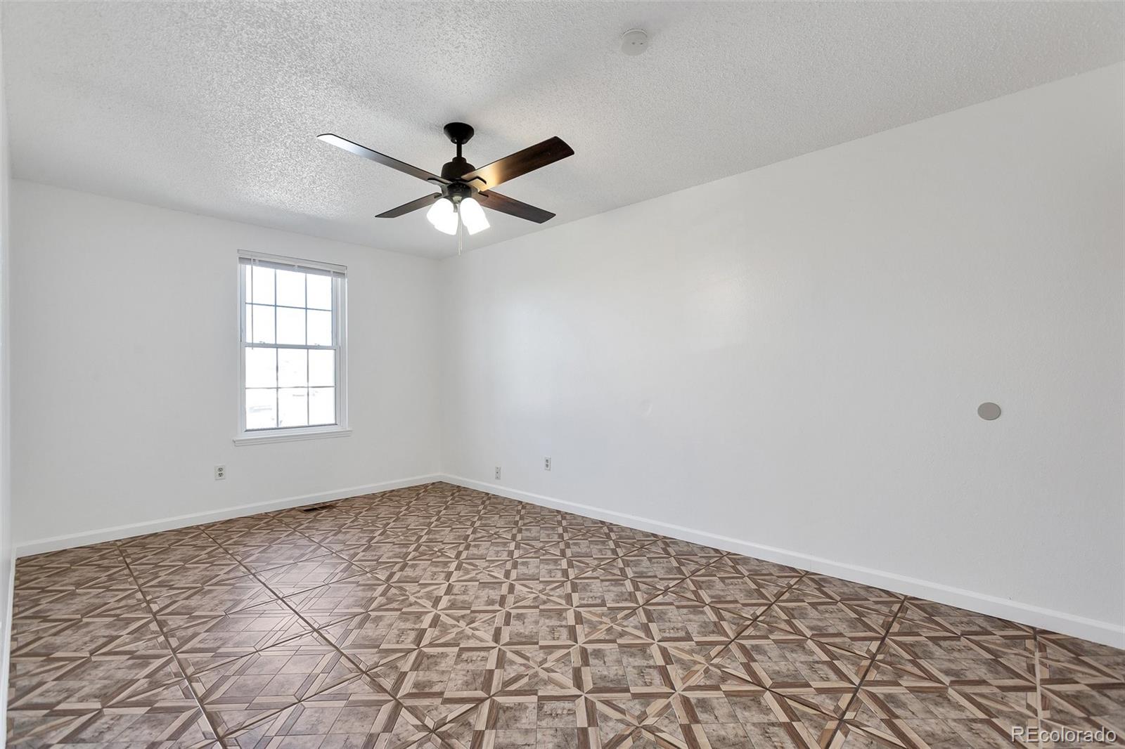 260 Hancock Way