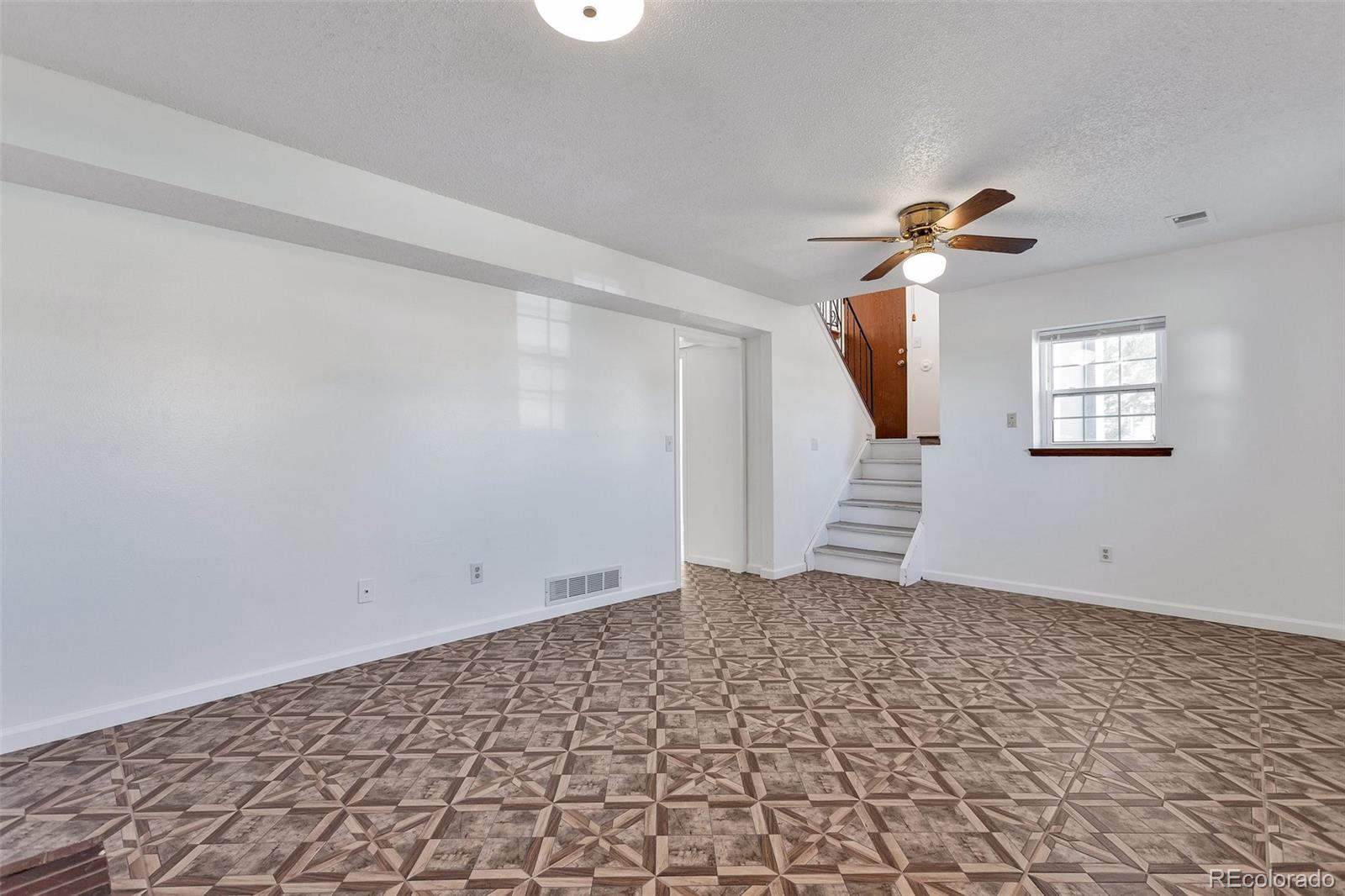 260 Hancock Way