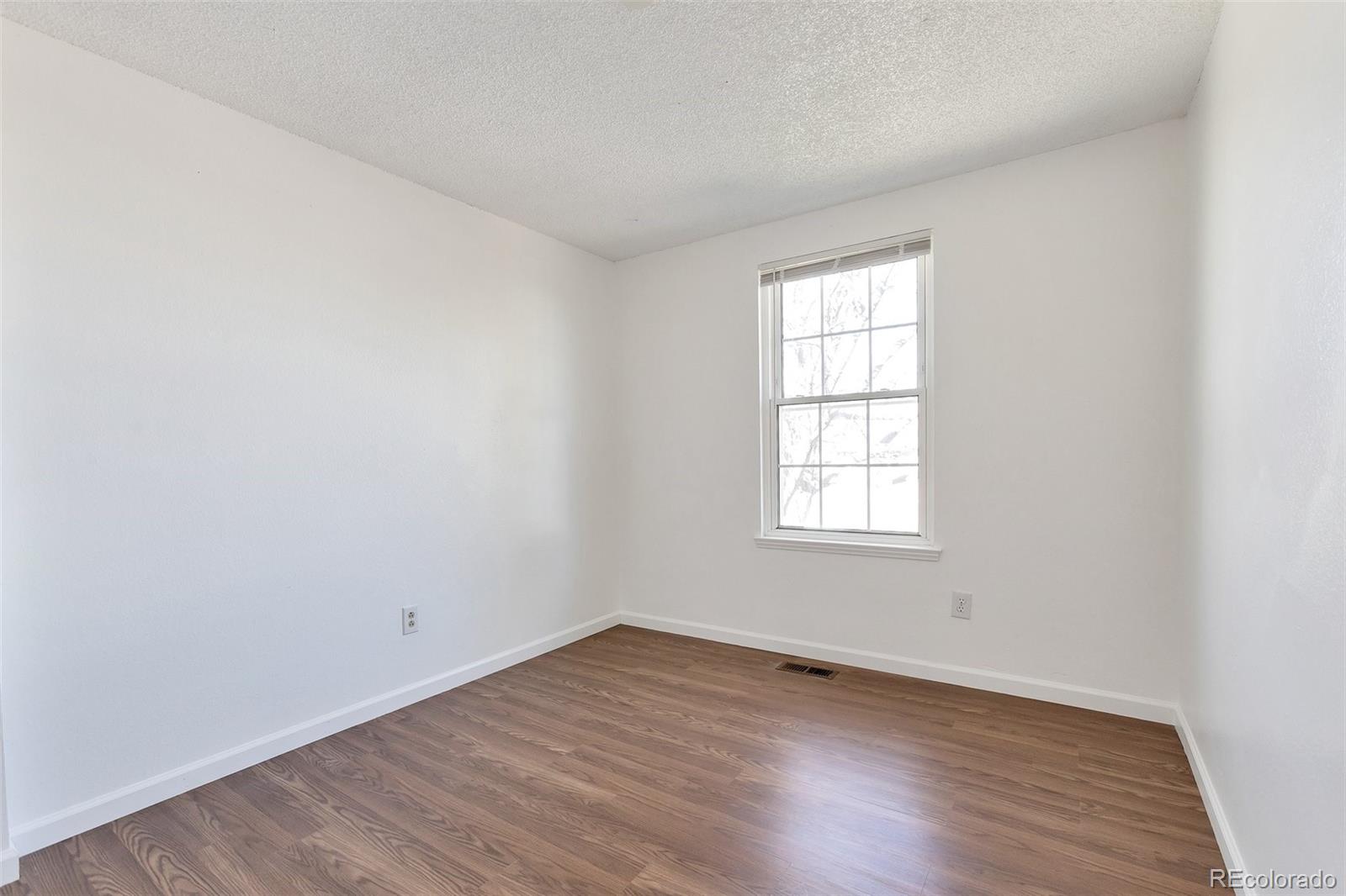 260 Hancock Way