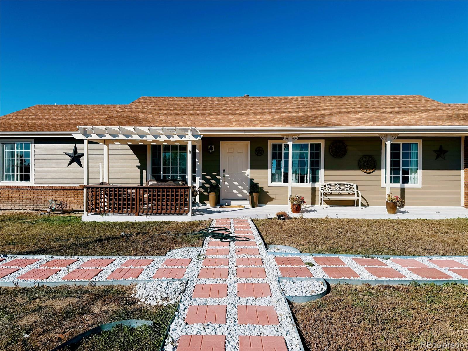 55657 E Apache Place