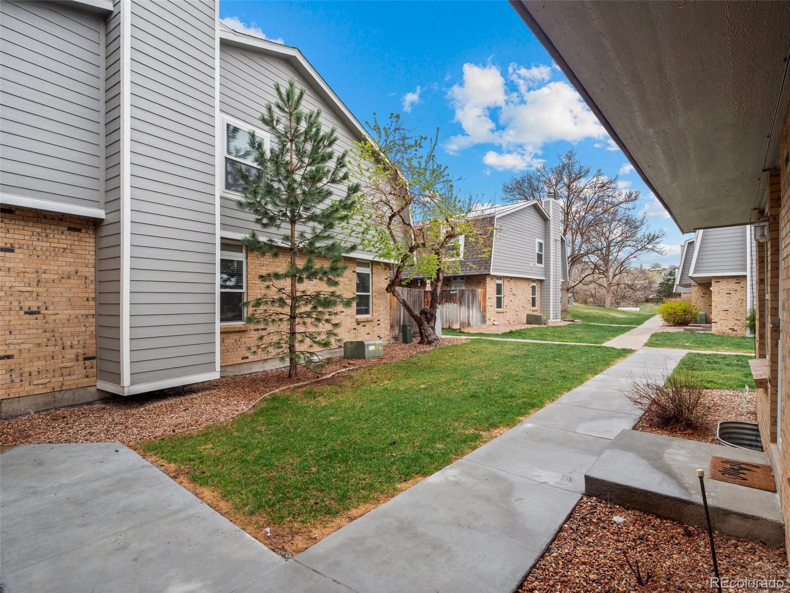 1517 S Owens Street Unit: 9