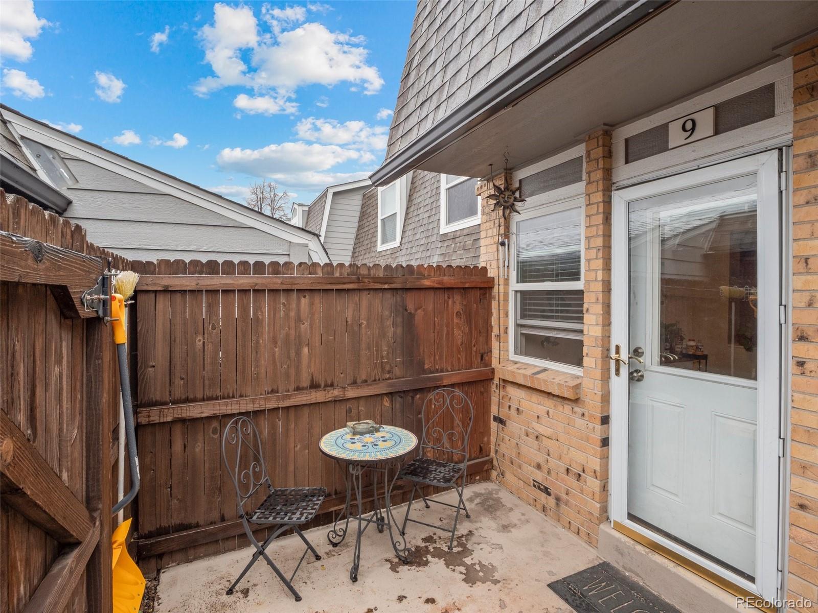 1517 S Owens Street Unit: 9