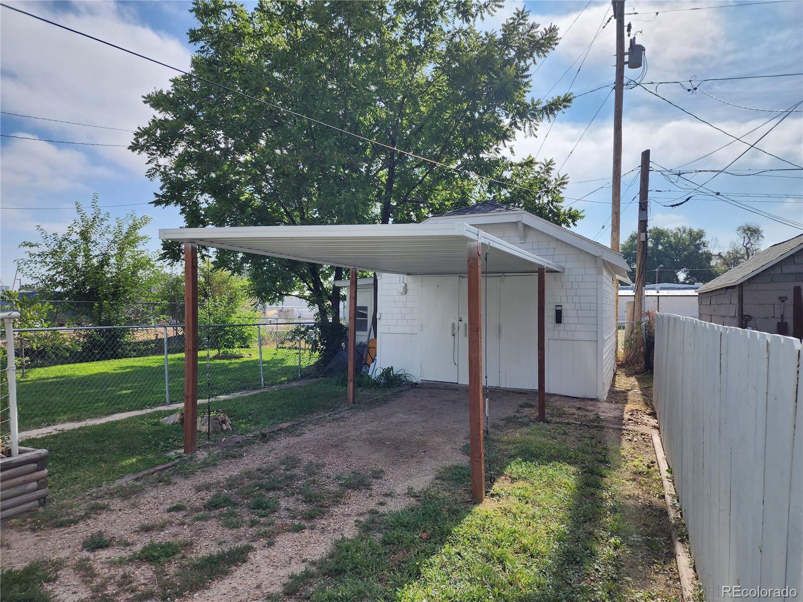 724 N 4th Street