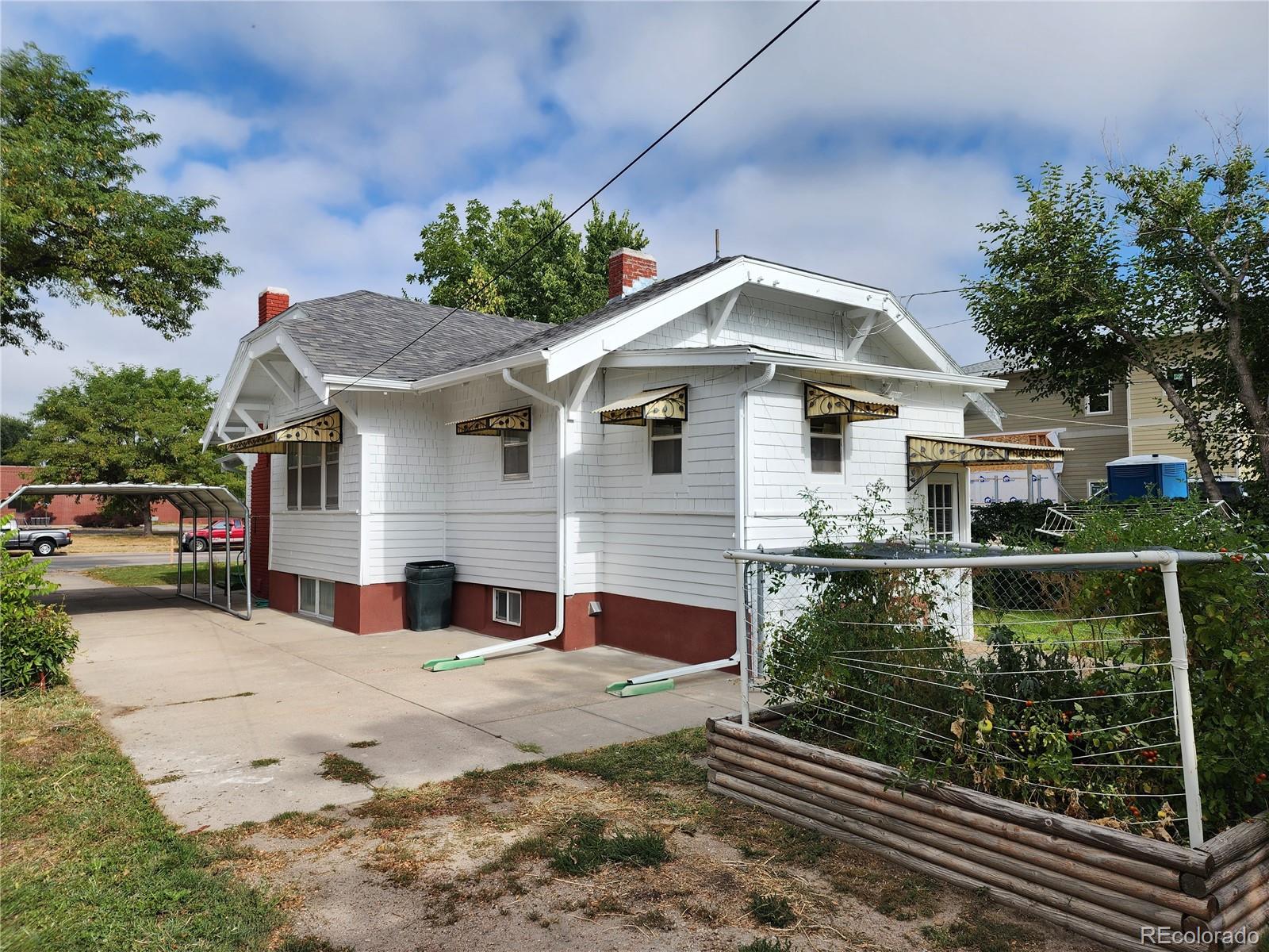 724 N 4th Street