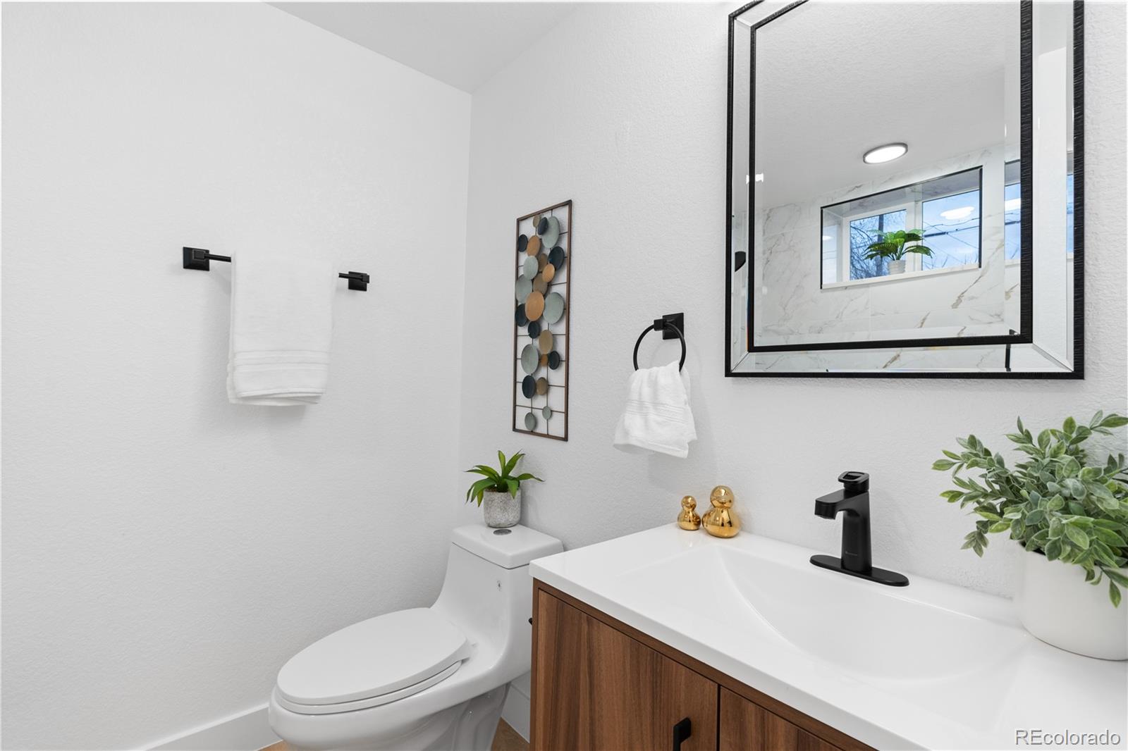 1632 S Quitman Street