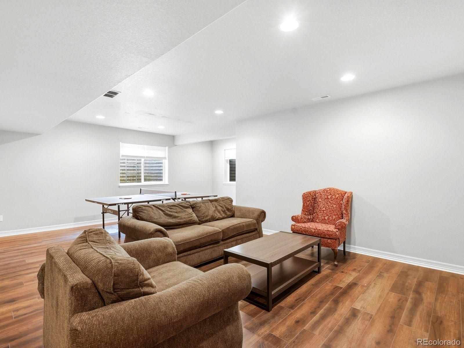 6803 Ponderosa Street