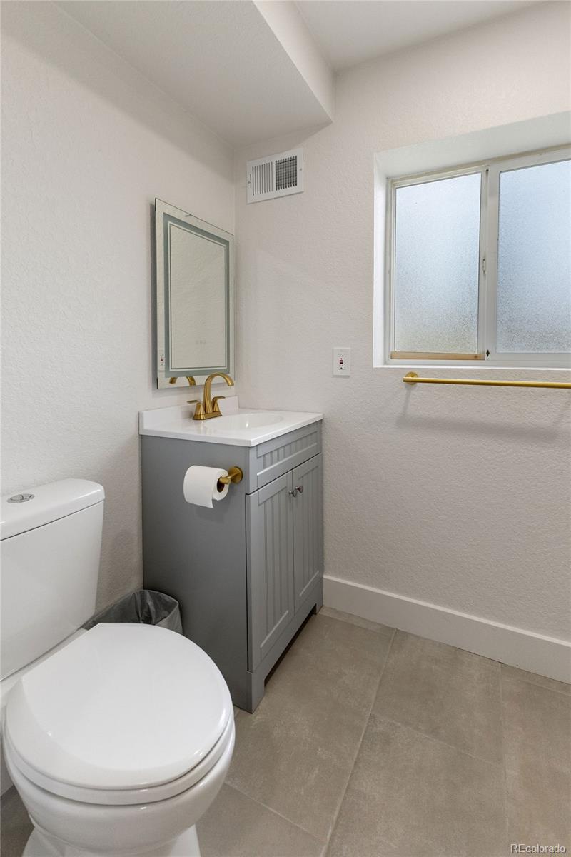 18396 E Mexico Place