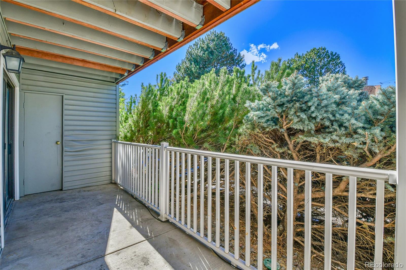 906 S Walden Street Unit: 104
