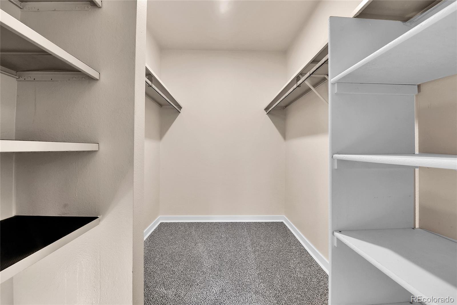 906 S Walden Street Unit: 104
