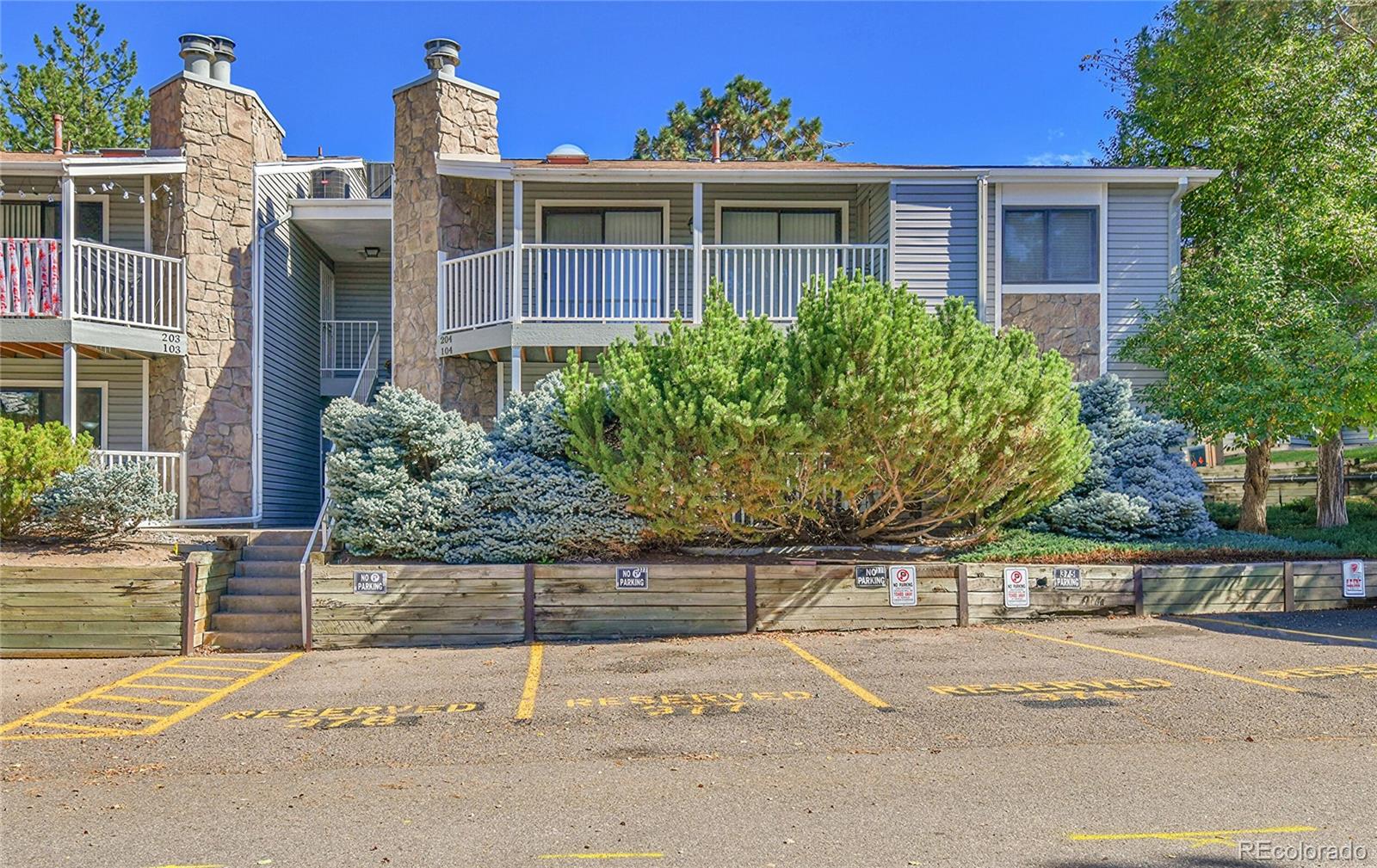 906 S Walden Street Unit: 104