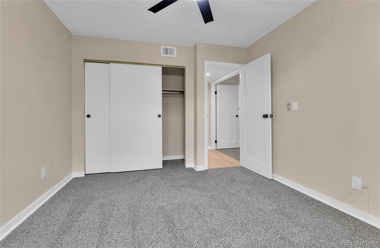 906 S Walden Street Unit: 104