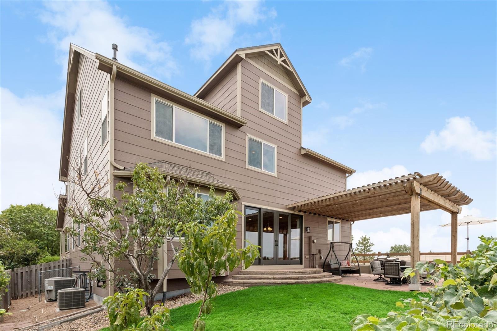 11095 River Oaks Lane