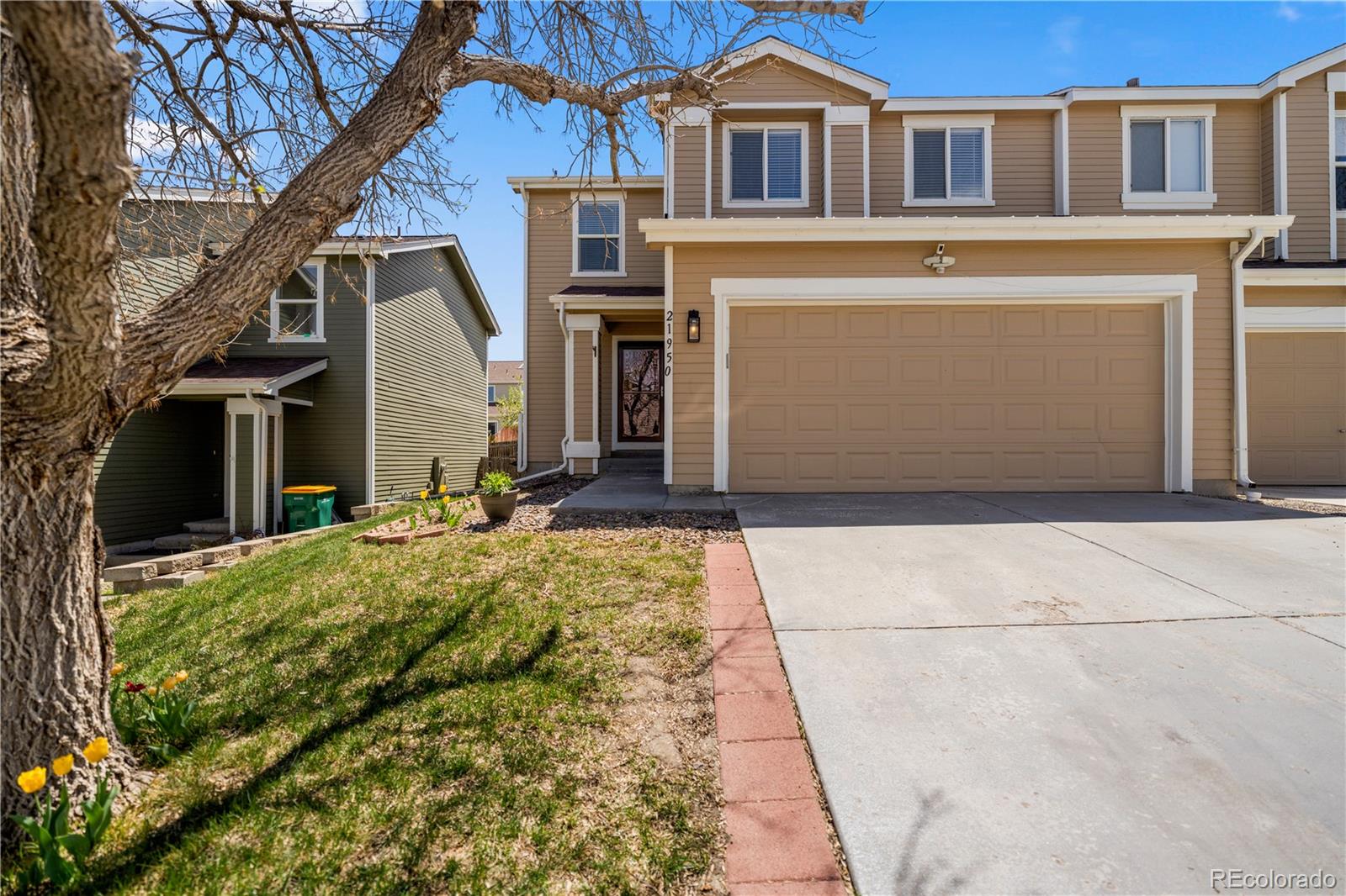 21950 E Crestline Lane