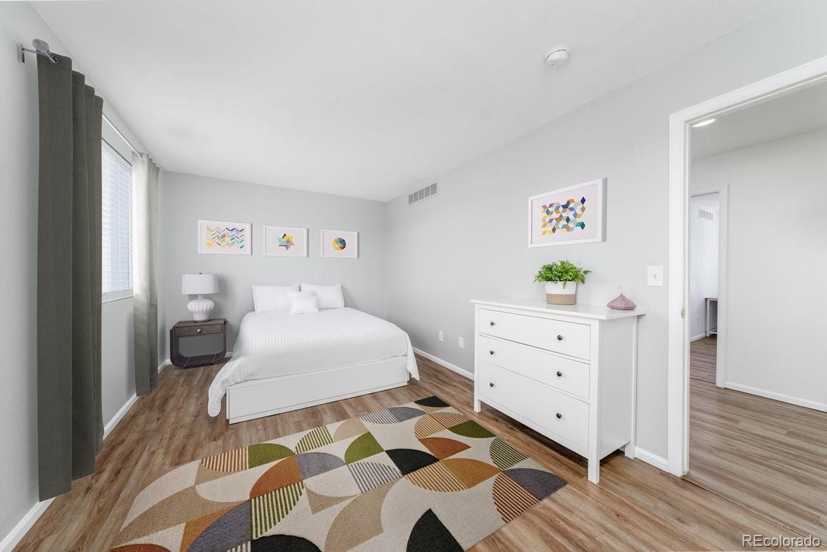 21950 E Crestline Lane