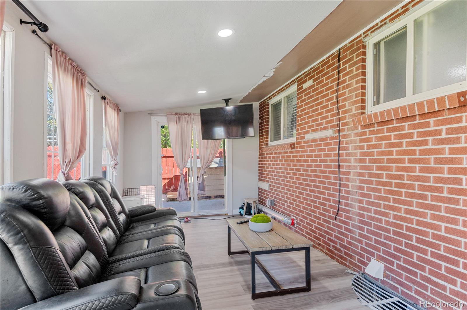 12793 E Alaska Place