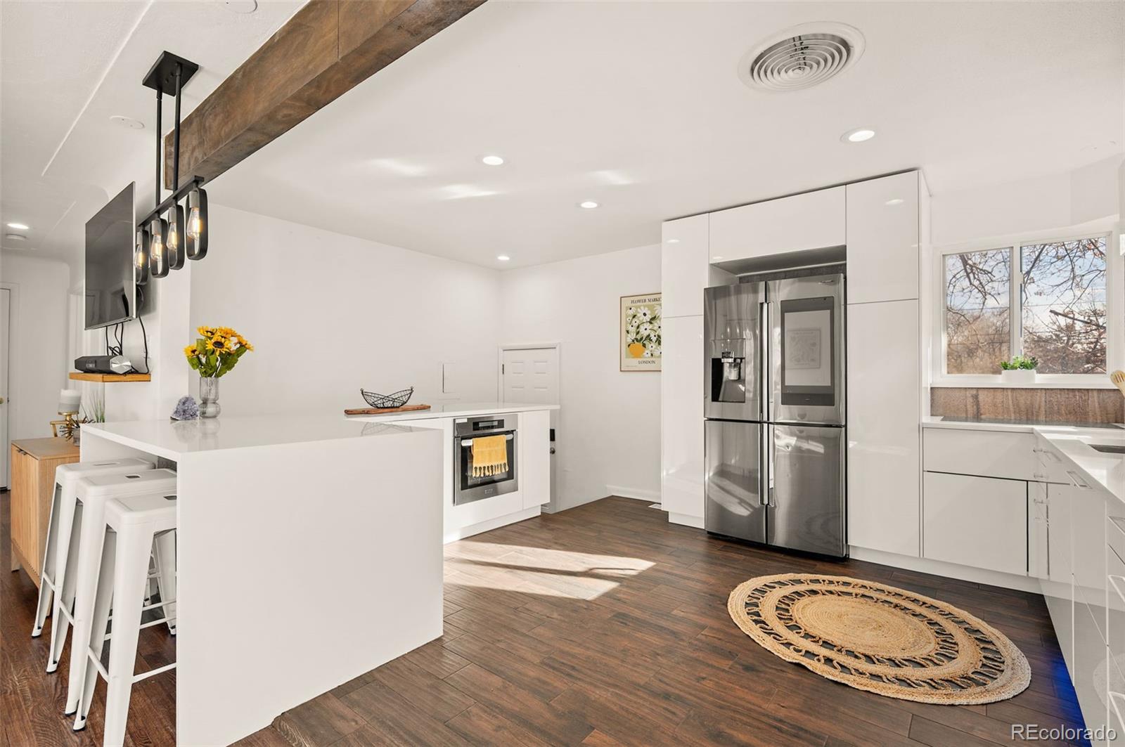 2210 Marshall Street