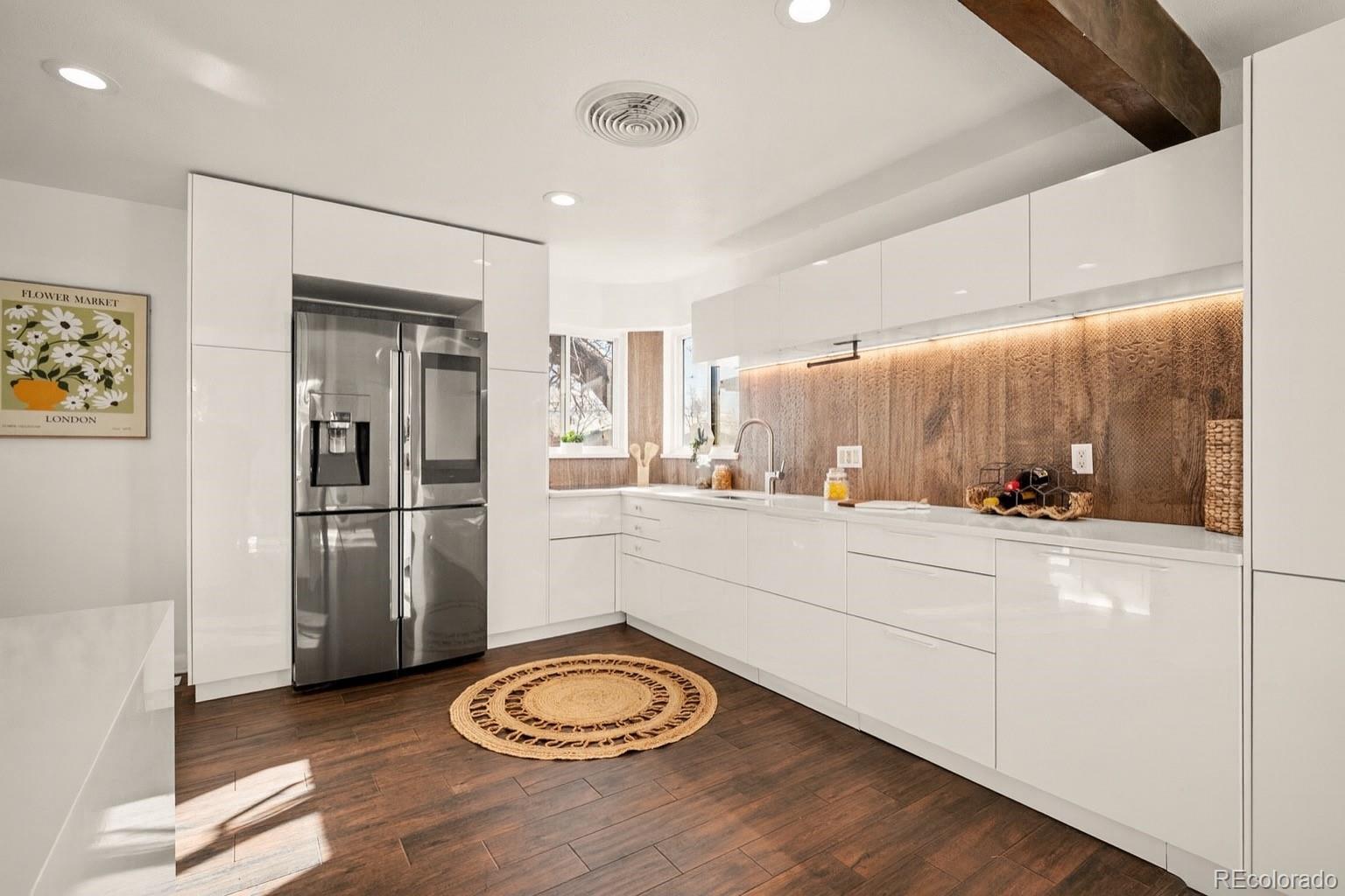 2210 Marshall Street