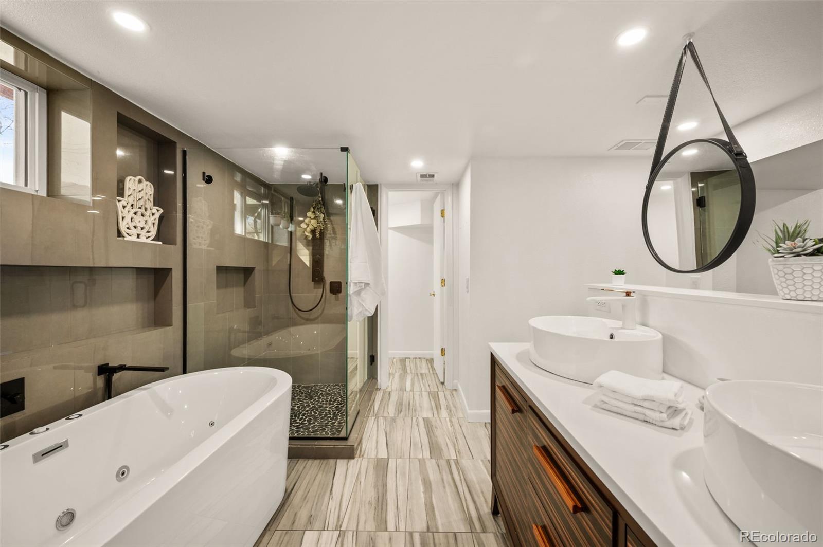 2210 Marshall Street