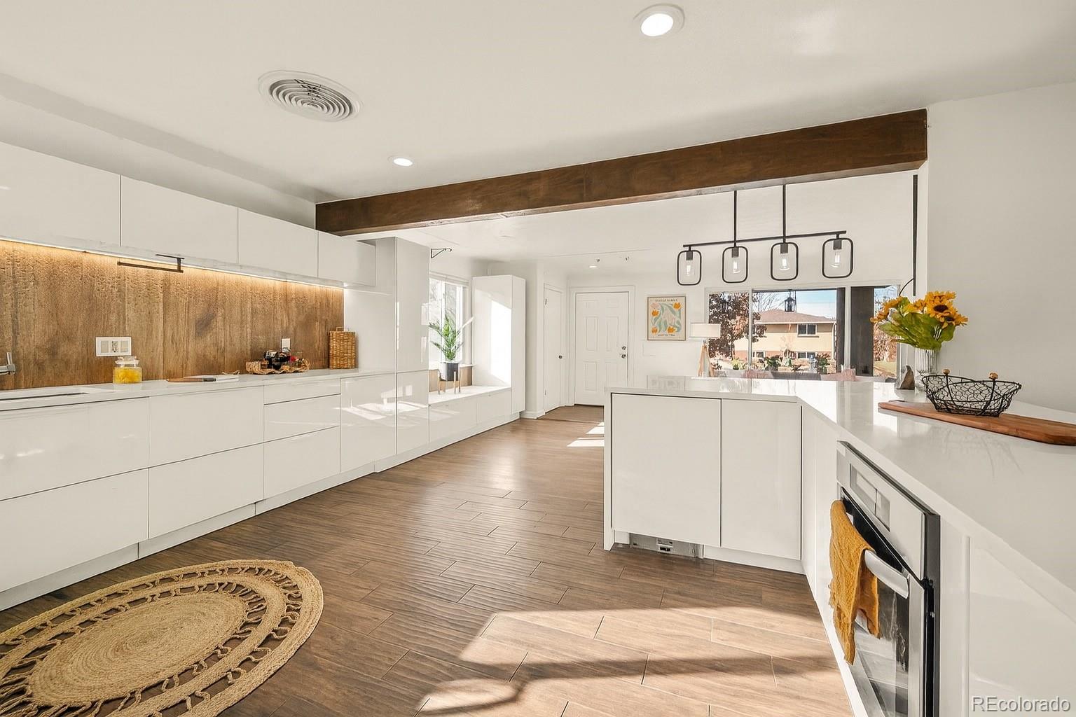 2210 Marshall Street