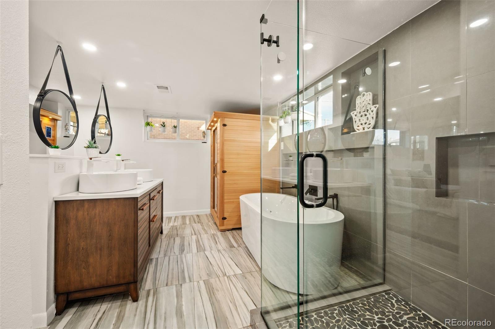 2210 Marshall Street