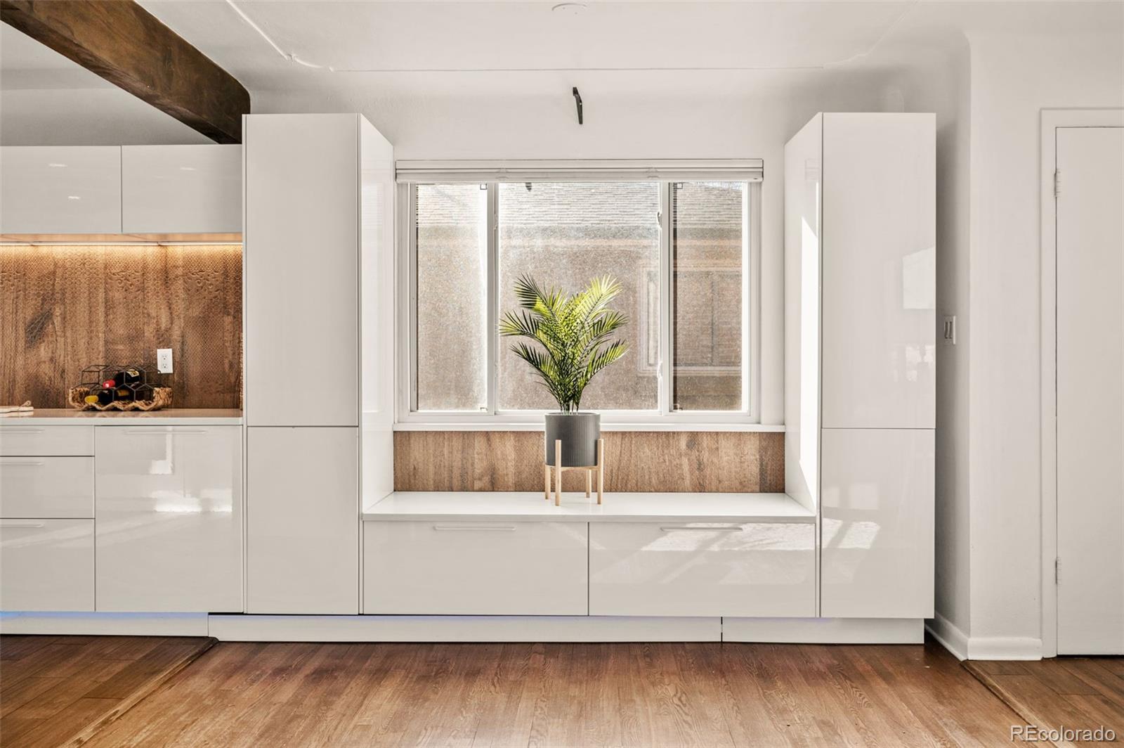 2210 Marshall Street