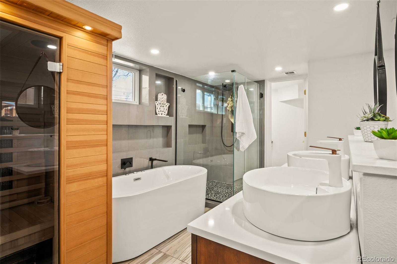 2210 Marshall Street