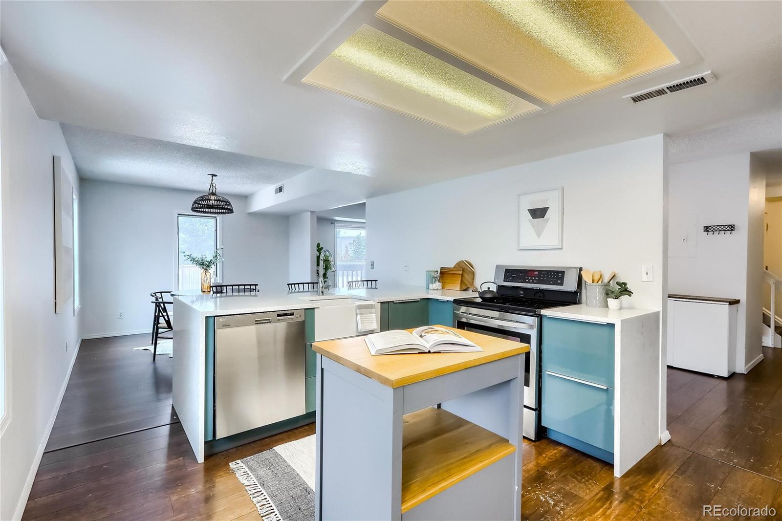 6405 S Dayton Street Unit: 103
