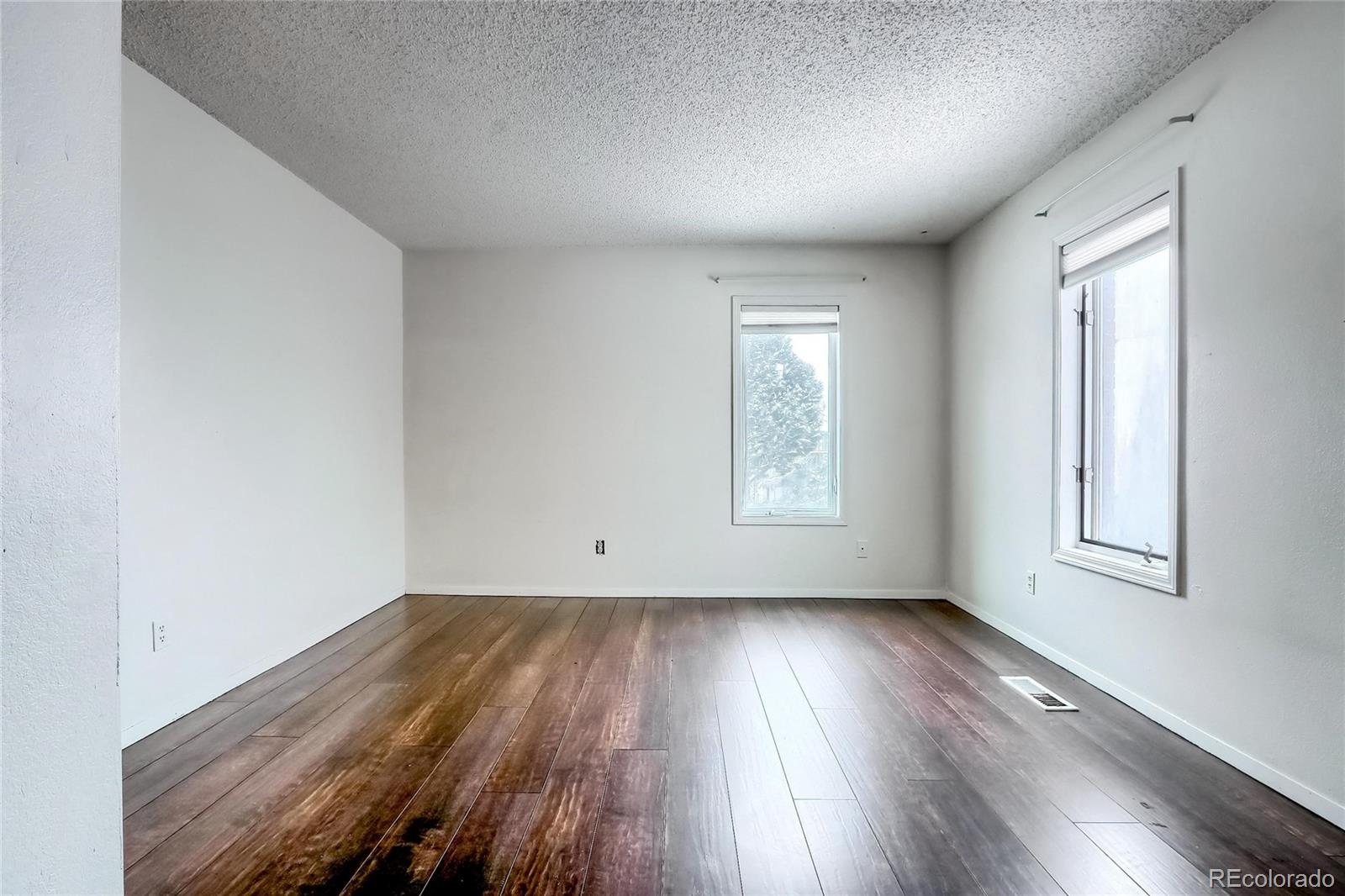 6405 S Dayton Street Unit: 103