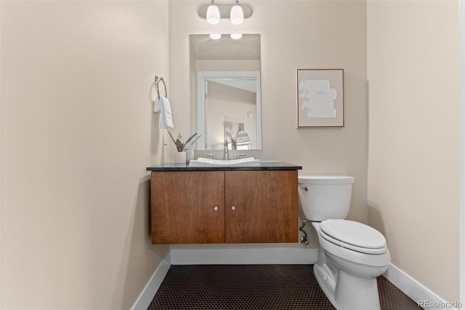2001 Lincoln Street Unit: 2623