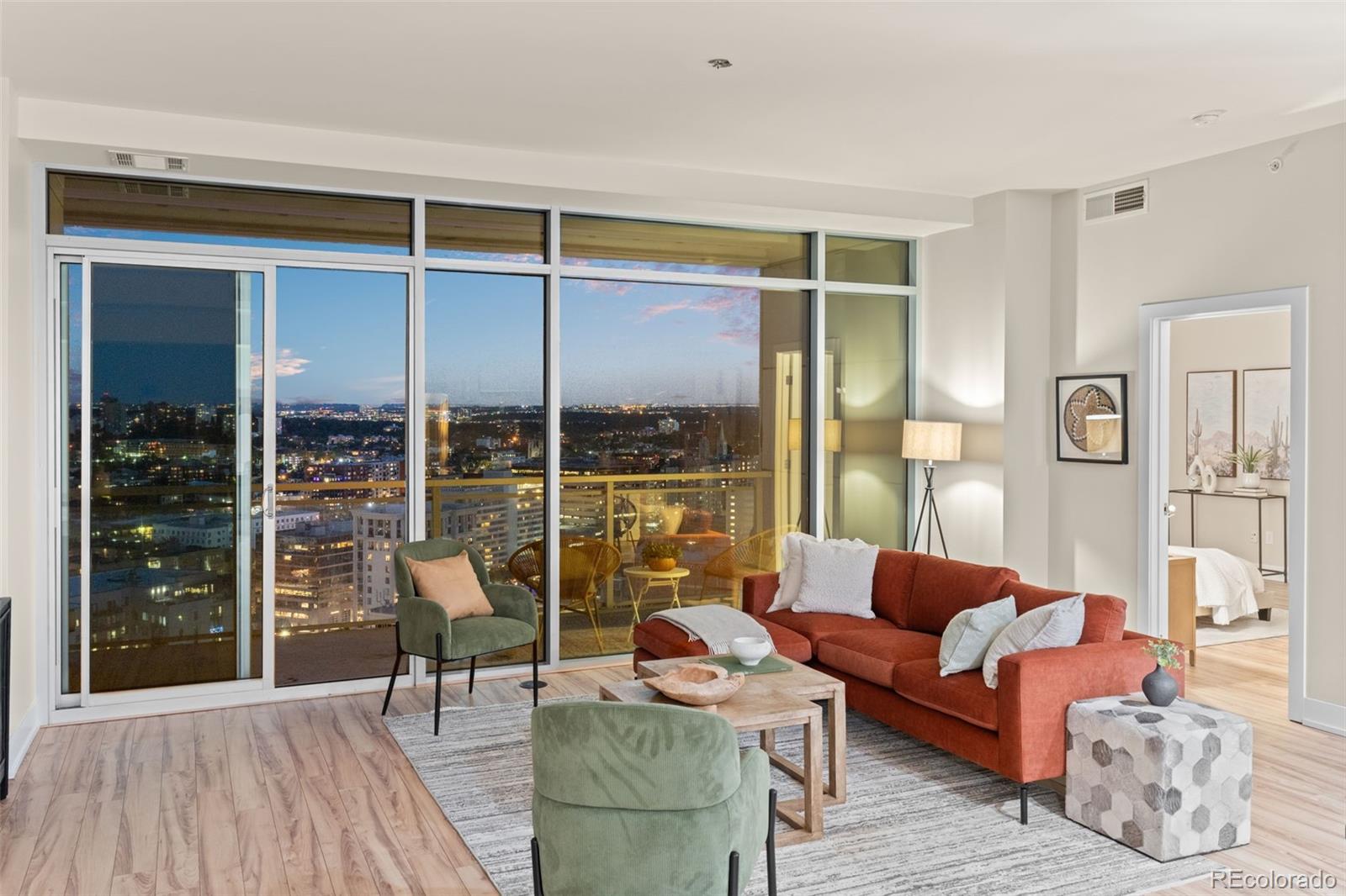 2001 Lincoln Street Unit: 2623
