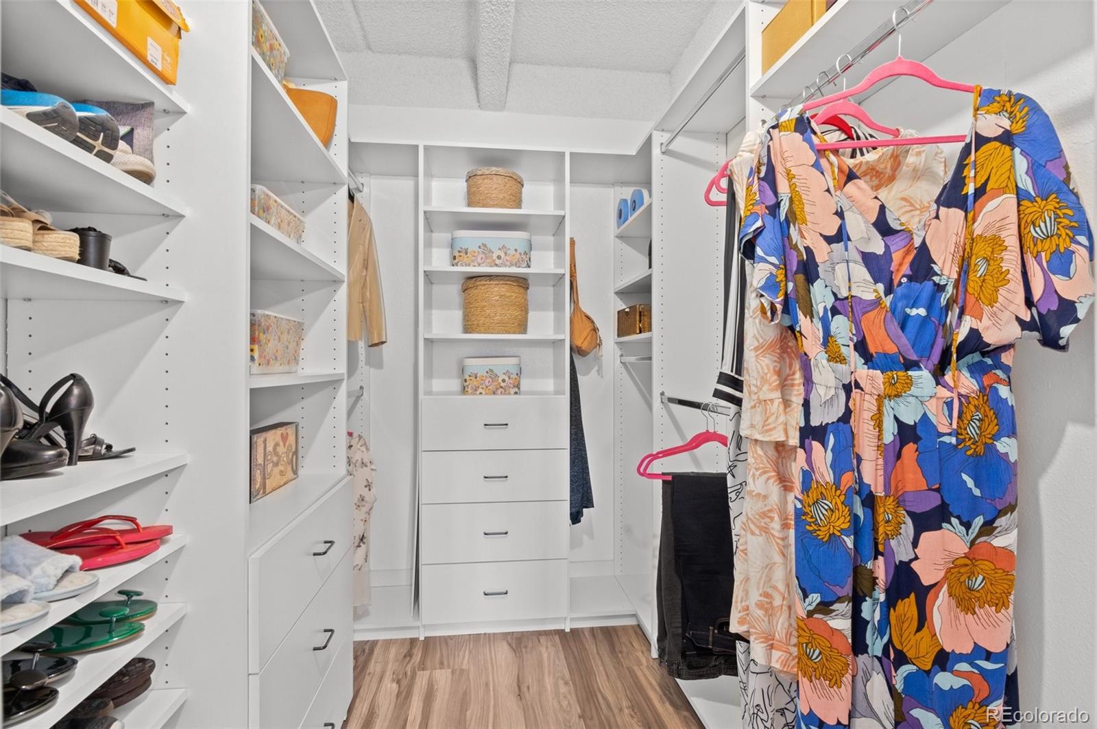 7877 E Mississippi Avenue Unit: 104