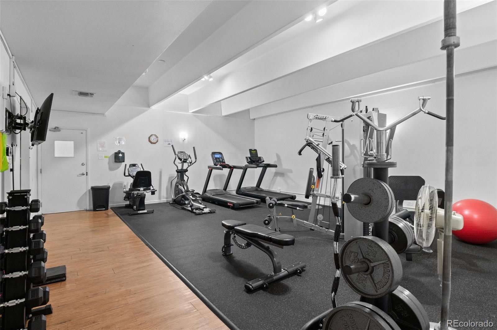 7877 E Mississippi Avenue Unit: 104