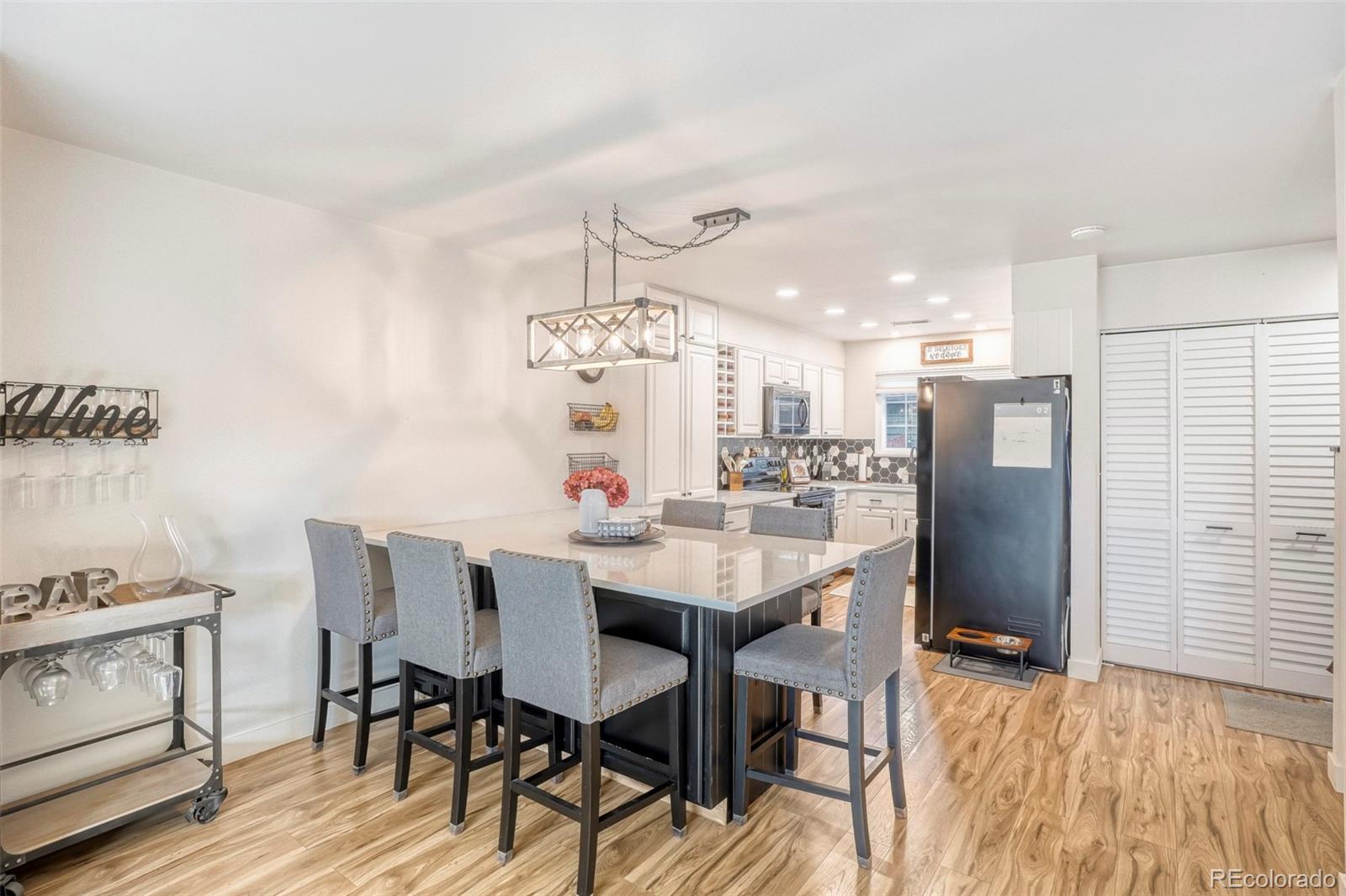 3463 S Ammons Street Unit: 6-1