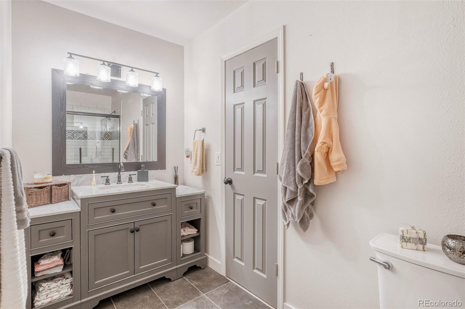 3463 S Ammons Street Unit: 6-1