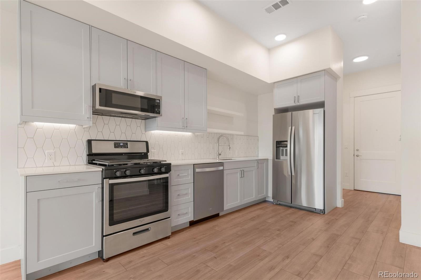 2876 W 53rd Avenue Unit: 122