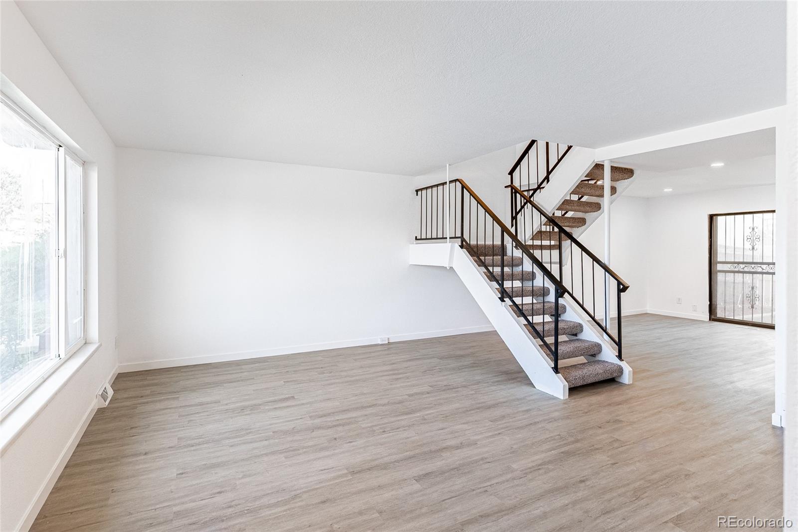 8690 Mariposa Street