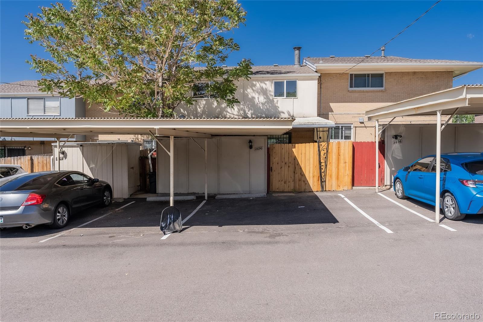 8690 Mariposa Street