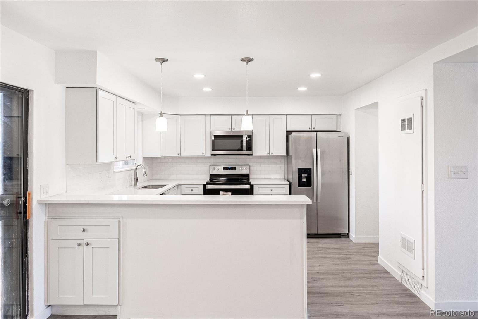 8690 Mariposa Street