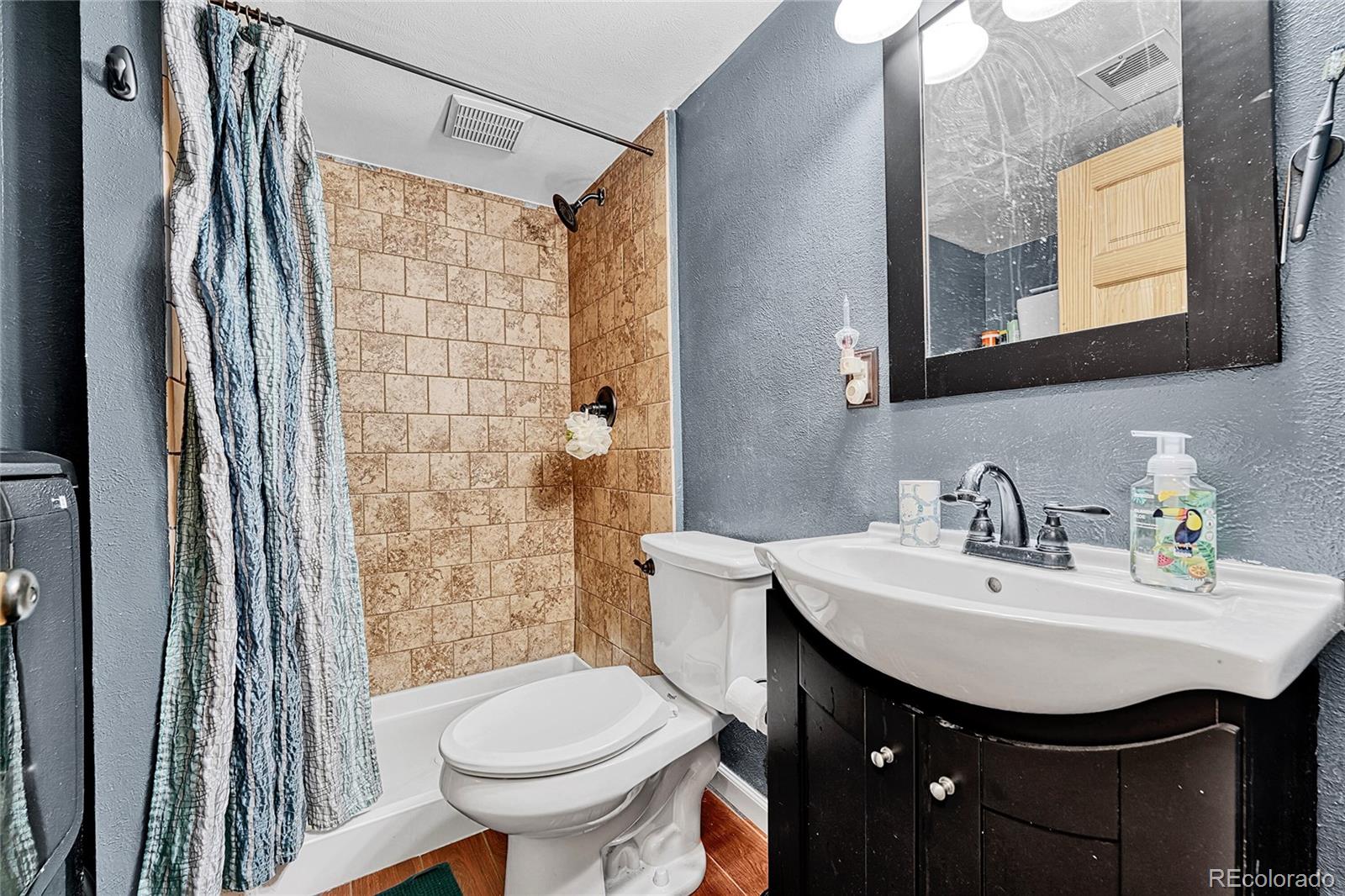 19785 E Oxford Drive