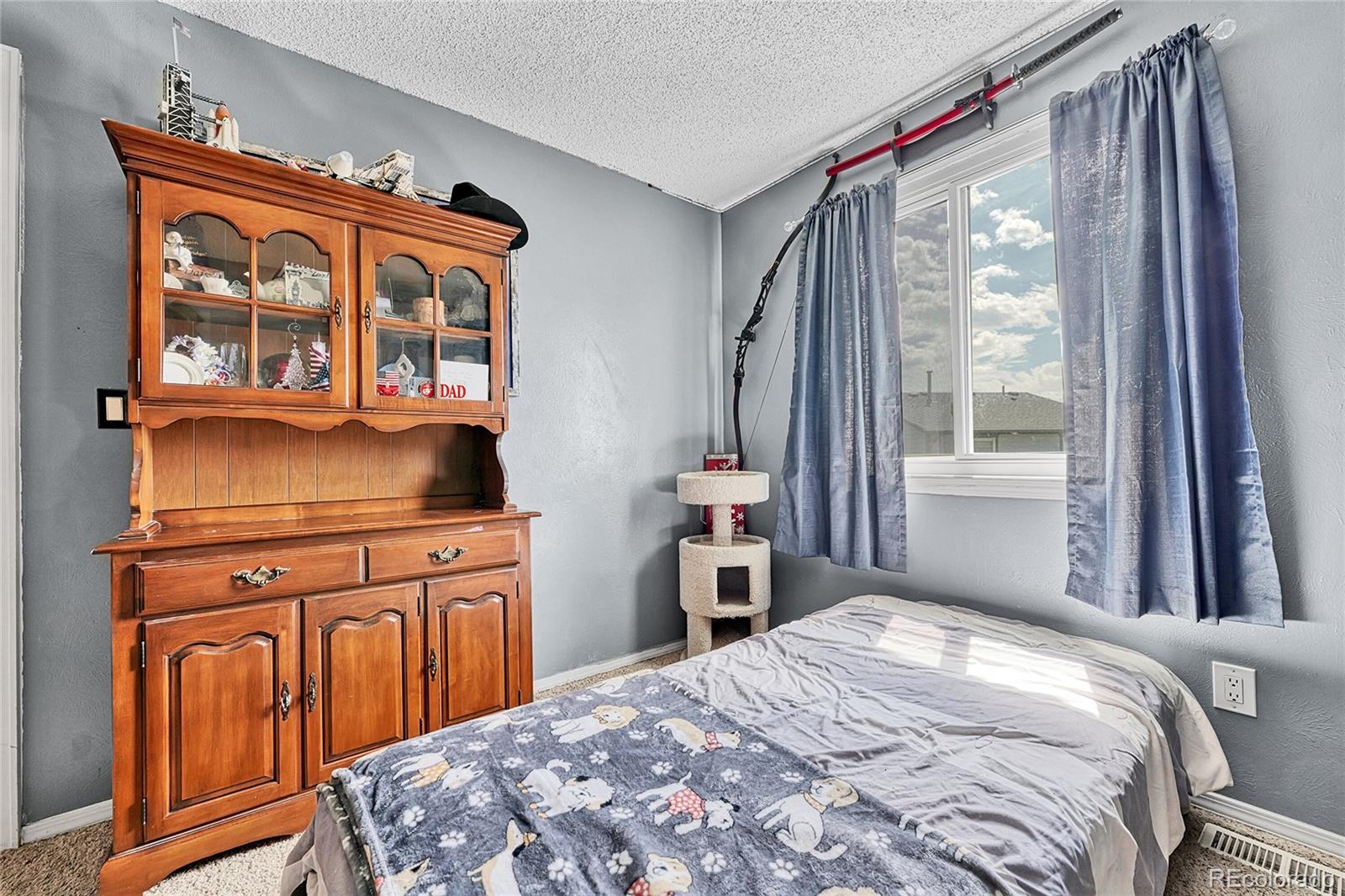 19785 E Oxford Drive