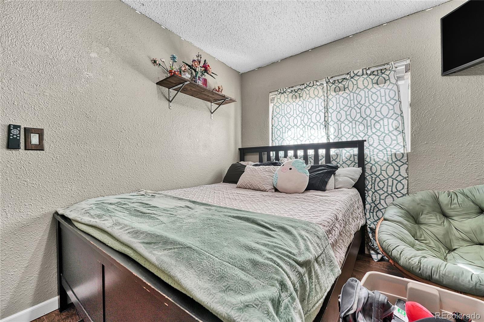 19785 E Oxford Drive